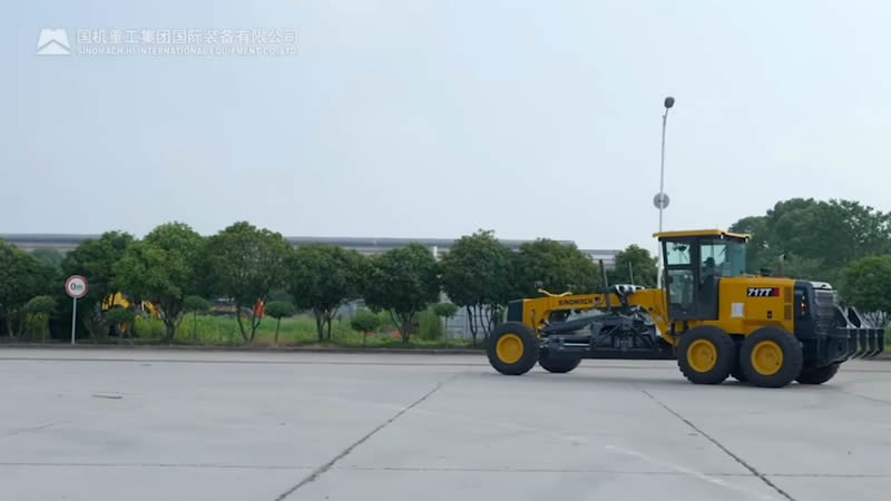 717T Motor Grader